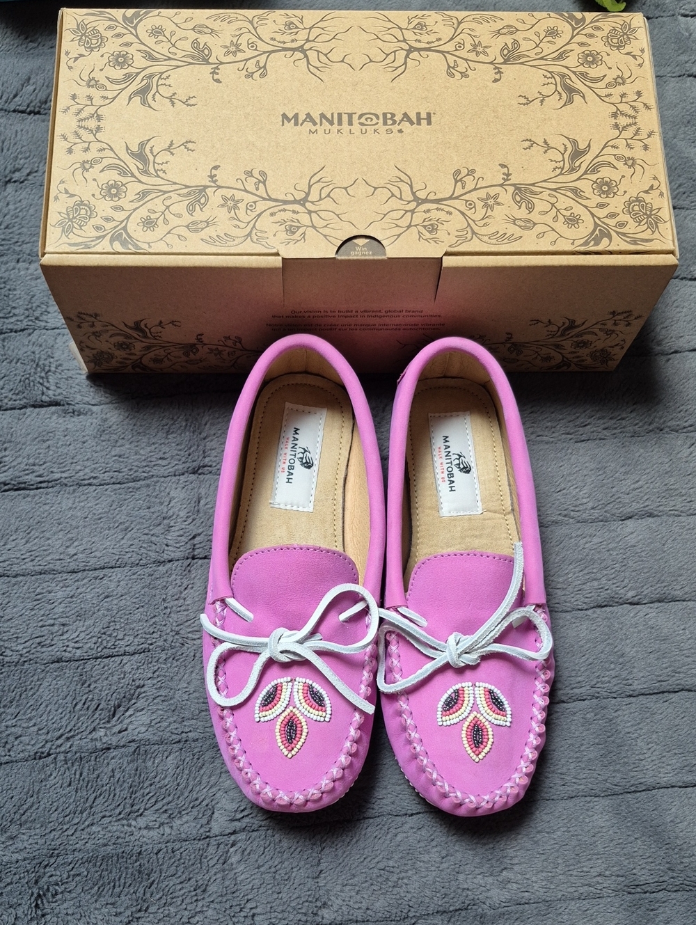 Kayak Manitobah Mukluks Pink Leather/Suede Beaded Moccasins, Size 8, New W Tags - Picture 15 of 15
